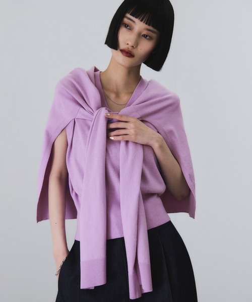 定価11万✨ タグ付き アクリス ブルー ニット ノースリーブ 定価11万✨ タグ付き アクリス ブルー ニット ノースリーブ 定価