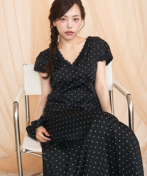 krahe（クレーエ） ワンピース 半袖 ドット柄Vネックレースワンピース