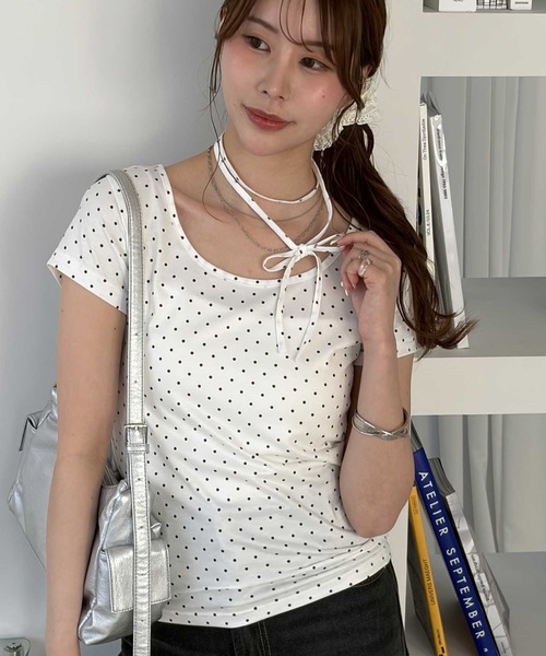 tシャツ 半袖 チョーカー付きコンパクトシルエットドット柄Tシャツ