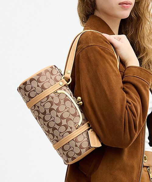 COACH（コーチ） ショルダーバッグ バッグ キスロック バレル バッグ