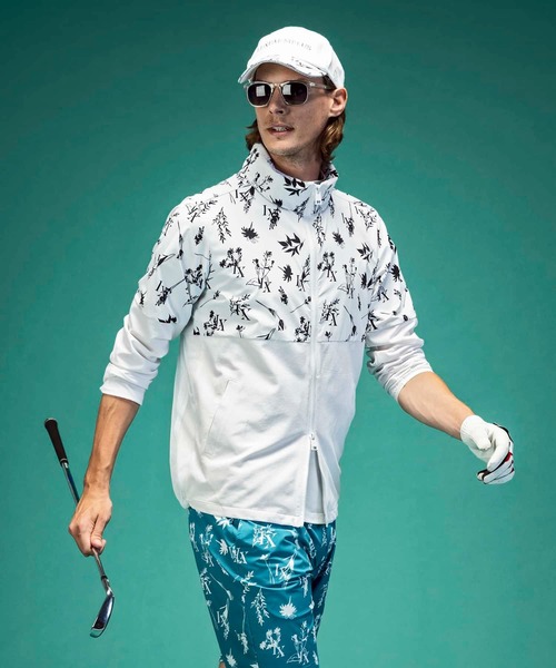 LUXE AKM PLUS パーカー LUXEAKMPLUS(リュクスエイケイエムプラス