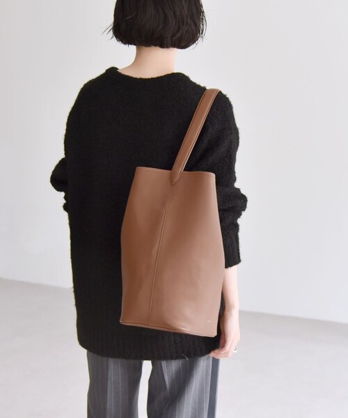 SHIPS for women / シップスウィメン quaranciel:〈手洗い可能〉フェザーヤーン レースアップ ラメ スキッパー ニット SHIPS｜quaranciel:<手洗い可能>フェザーヤーン レースアップ
