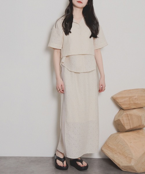 【美品】NICAL ゴールドパーツトングサンダル　Mサイズ　ベージュ 美品】NICAL ゴールドパーツトングサンダル Mサイズ ベージュ