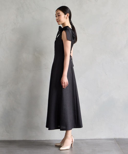 AIMER ドレス リボン付きロールカラーノースリーブフレア