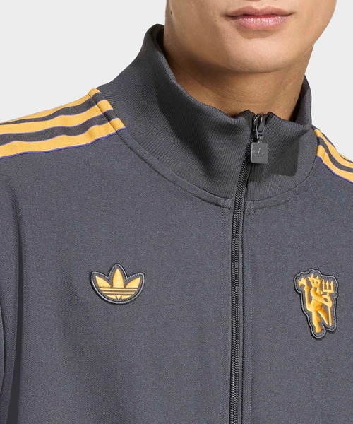 adidas トラックジャージ　マンチェスター adidas ジャージ マンチェスター・ユナイテッド テラスアイコン