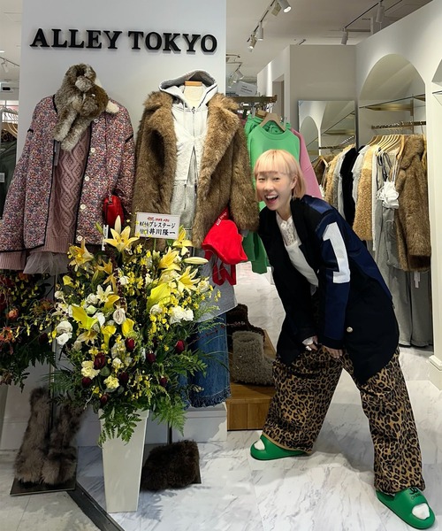 Alley Tokyo パンツ 「MENDL'S」かなりダボダボのヒョウ柄パラシュート
