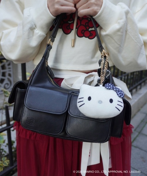 Hello Kitty 黒 ハンドバッグ リボン付き sanrio（サンリオ） ハンドバッグ 「HELLO KITTY」ハローキティコラボ