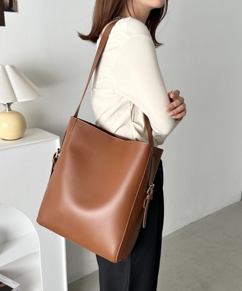 CLEA トートバッグ 「A4サイズ対応」太ベルトワンハンドル ポーチ付き