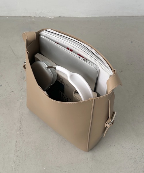 pokit ネット付きショルダーバッグ ベージュ pokit ネット付きショルダーバッグ ベージュ