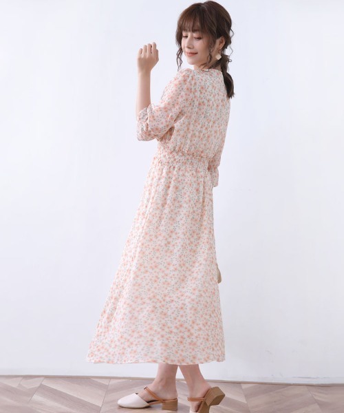 ★ChicLine★ タイネック花柄パフ袖フレアシフォンワンピース ワンピース 花柄フレアシフォンワンピース : ZOZOTOWN Yahoo!店