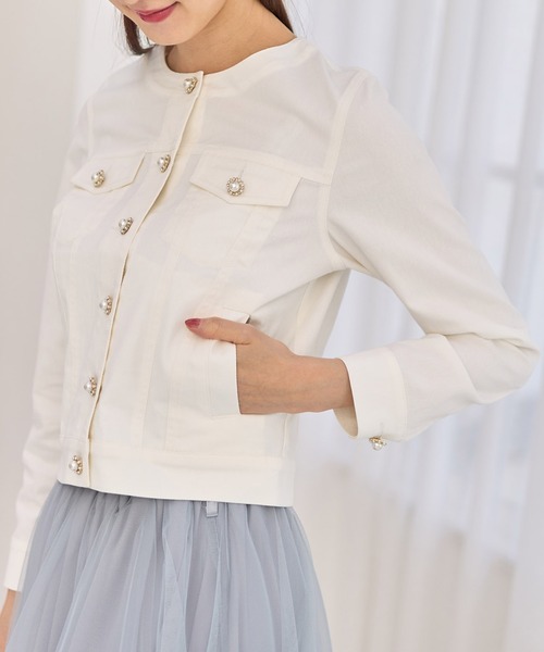 ホワイトデニムジャケット パール装飾付き tocco closet（トッコ クローゼット） ジャケット Gジャン ポケット