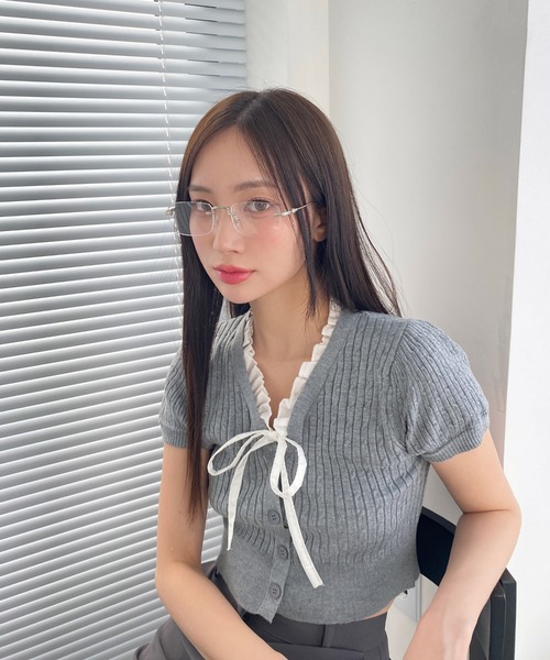 by muni:r ニット セーター Vネックフリルボタンリボンクロップド半袖