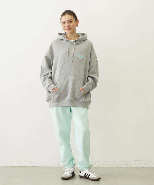MILKFED.（ミルクフェド） パーカー OVAL LOGO EMBROIDERY SWEAT