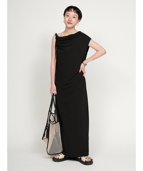 今季　emmi（エミ） アシンメトリーカットワンピース emmi ワンピース アシンメトリーカットワンピース : ZOZOTOWN
