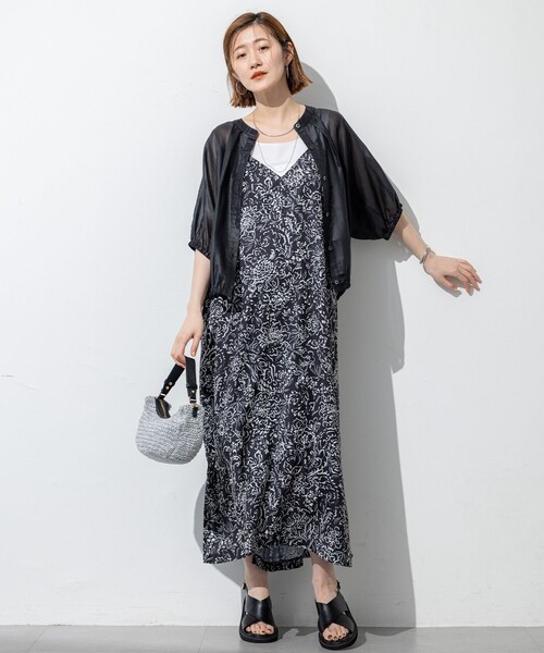 美品✨23区 アンティークフラワープリント キャミワンピース ブラック 38 23区（ニジュウサンク） ワンピース 「洗える」アンティークフラワー