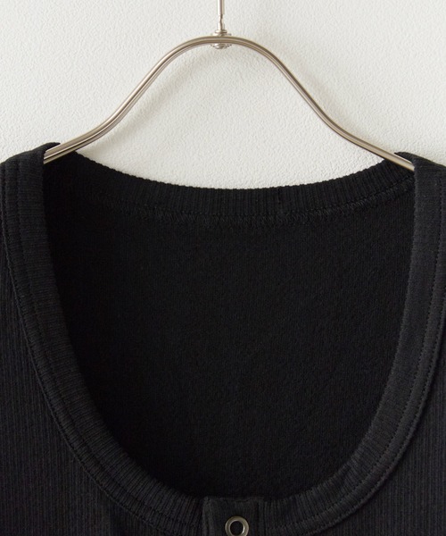 Theater code タンクトップ Triple-button tank top / 3連ボタン