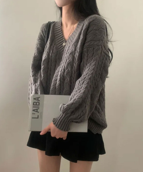 antiqua⭐ケーブル編みVネックニット antiqua（アンティカ） ニット レディース トップス 長袖 セーター V