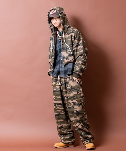 パーカー a.p.o.v. カモフラスウェットオーバーサイズクロップド丈ZIP