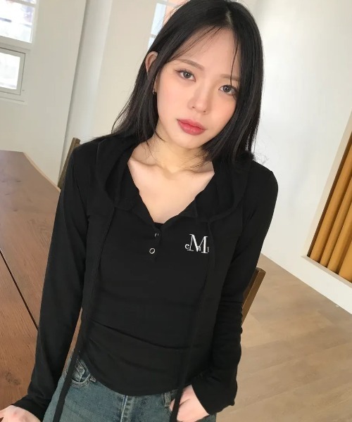 MUCENT（ムセント） tシャツ 「日本未発売/WEB限定」/スナップボタン 