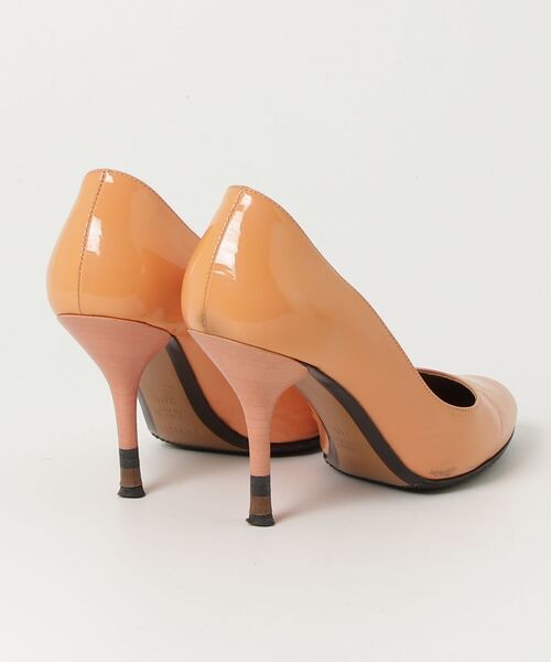 〈新品〉FENDI フェンディ パイピングパンプス FENDI（フェンディ） パンプス - オレンジ レディース : ZOZOTOWN