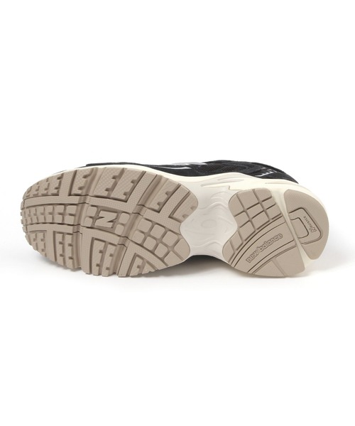 「New Balance」 ローカットスニーカー MEDIUM グレー メンズの画像