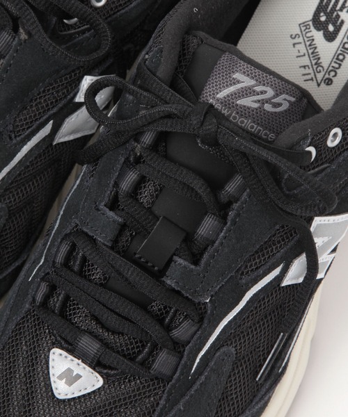 「New Balance」 ローカットスニーカー MEDIUM グレー メンズの画像