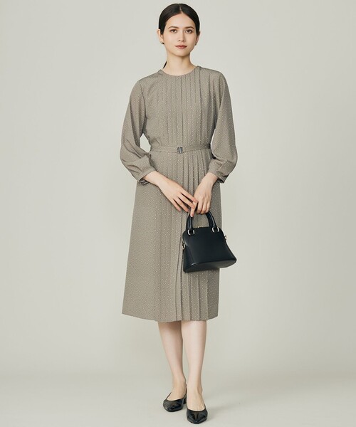 自由区（ジユウク） ワンピース ライトサテン ワンピース : ZOZOTOWN