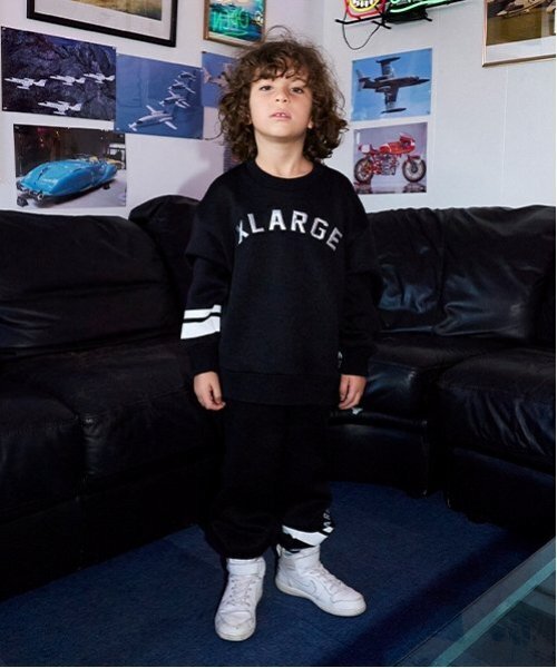 XLARGE KIDS（エクストララージ キッズ） セットアップ カレッジロゴ