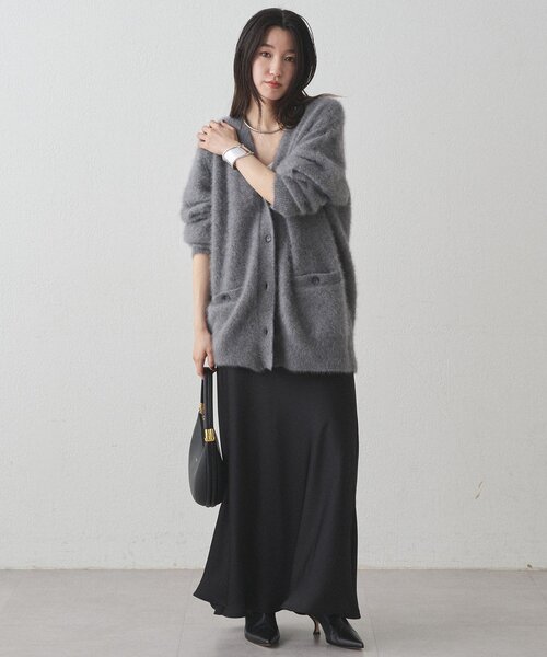 専用】LOUNGEDRESS 黒　FURカシミヤVニット FURカシミヤVニット | LOUNGEDRESS(ラウンジドレス)レディース