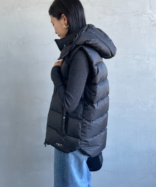 希少サイズ 美品 TATRAS POSEIDONE フード着脱可 2way 紺 希少サイズ 美品 TATRAS POSEIDONE フード着脱可 2way 紺