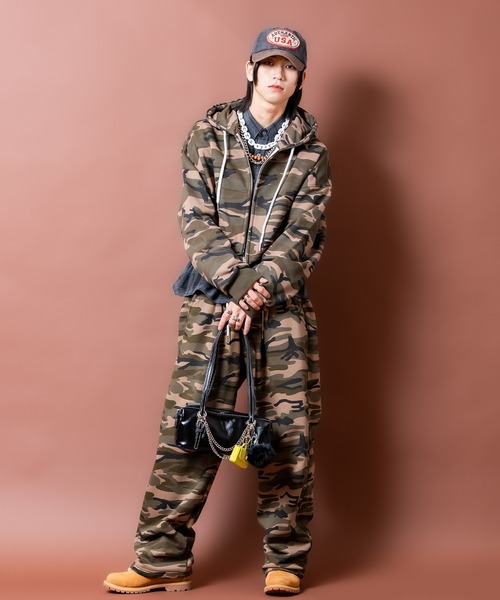 ワイドパンツ スウェットパンツ ジャージ a.p.o.v. 2タックカモフラ