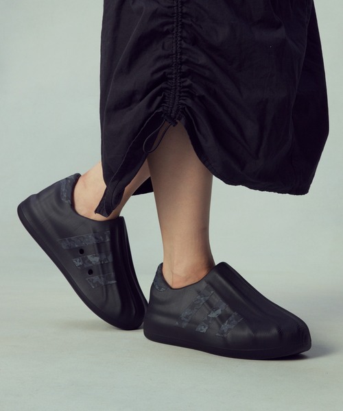 adidas（アディダス） スリッポン 24.5cm ブラック メンズ : ZOZOTOWN