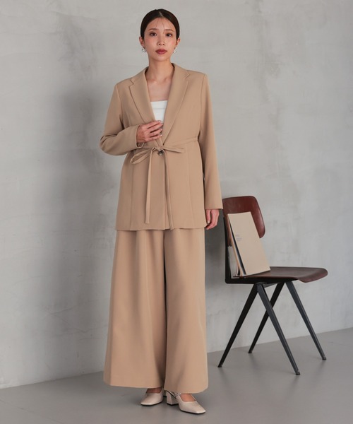 トゥービーシックTO BE CHIC セレモニー　スーツ　セットアップ　ベージュ TO BE CHIC - トゥービーシックTO BE CHIC セレモニー スーツ