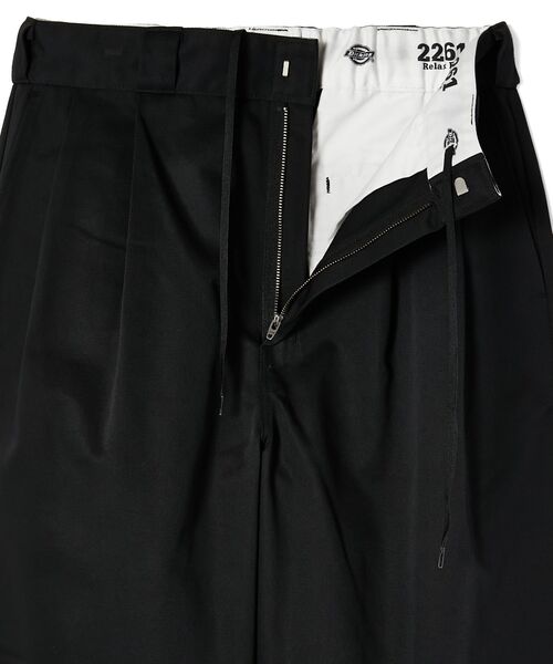 N.HOOLYWOOD COMPILE パンツ × Dickies / 2TUCKS TROUSERS メンズ