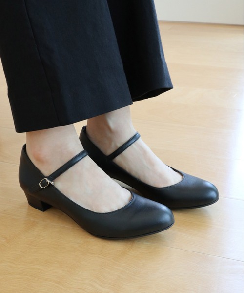 MODE KAORI パンプス ブラックパンプスベルト付きフラット