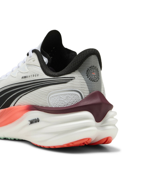 シューズ(男性用) PUMA MB.4 1LOVE1 Amazon.com | PUMA Mens Mb.04 1Love Basketball Sneakers Shoes