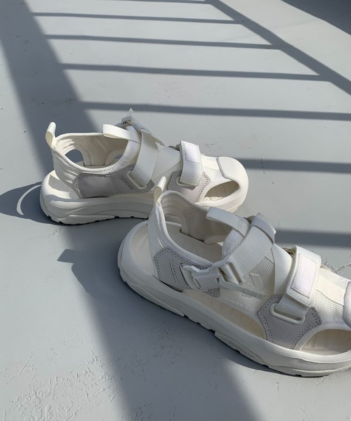 「CONVERSE」 フラットサンダル 25 ブラック レディース_画像3
