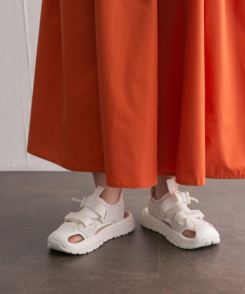 「CONVERSE」 フラットサンダル 25 ブラック レディース_画像4