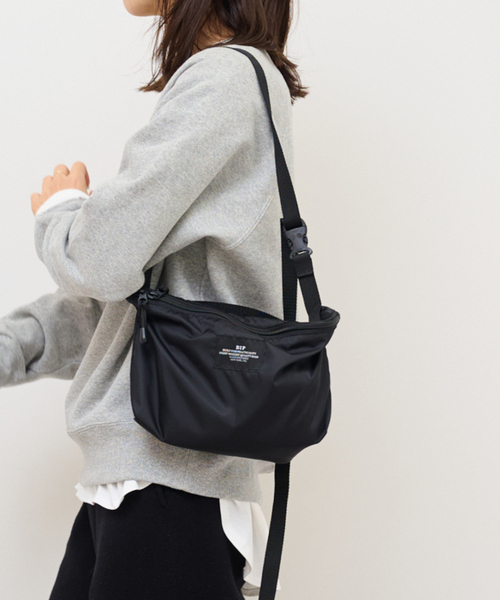 BAGSINPROGRESS（バッグズインプログレス） ショルダーバッグ バッグ