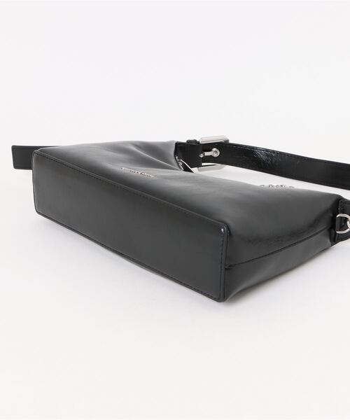CHARLES ＆ KEITH（チャールズ&キース） 「CHARLES & KEITH」 2WAY