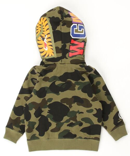 A BATHING APE（アベイシングエイプ） パーカー 1ST CAMO SHARK ZIP