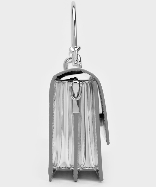 CHARLES ＆ KEITH（チャールズ&キース） 財布 スカルプチュアハンドル