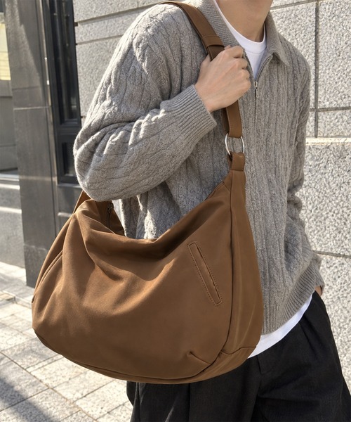 今市隆二　RILY ショルダーバッグ ブラウン CIYOT ショルダーバッグ 「CIYOT」2WAYリングベルト ラウンド