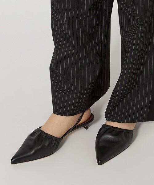 ODDTE E ODILE シャーリングトップバックベルト パンプス 24cm