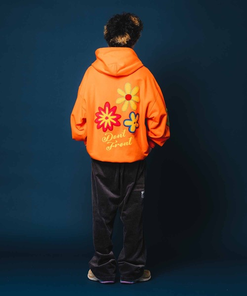 期間限定セール♪　オレンジワンダーマーケット　パーカー PILE WAPPEN PARKA（パーカー）｜PSYCHOLOGICAL METAMORPHOSIS