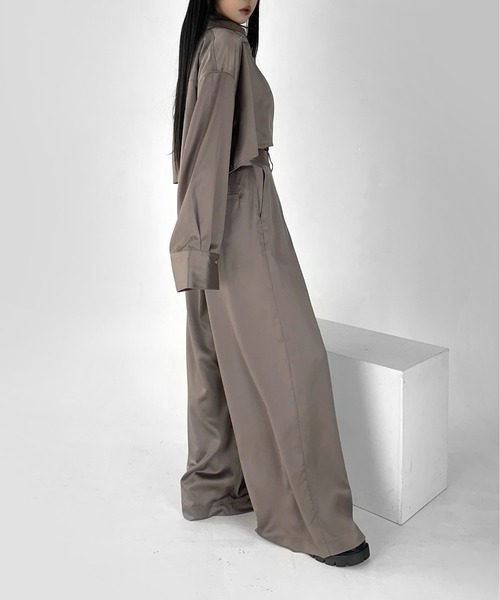 グレイッシュベージュSサイズ LVEU. 「LVEU.」 長袖シャツ FREE グレイッシュベージュ レディース