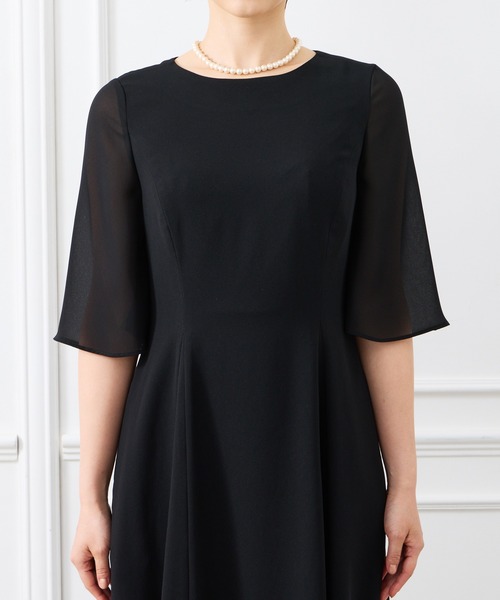 「AIMER」 半袖ワンピース MEDIUM ブラック レディースの画像
