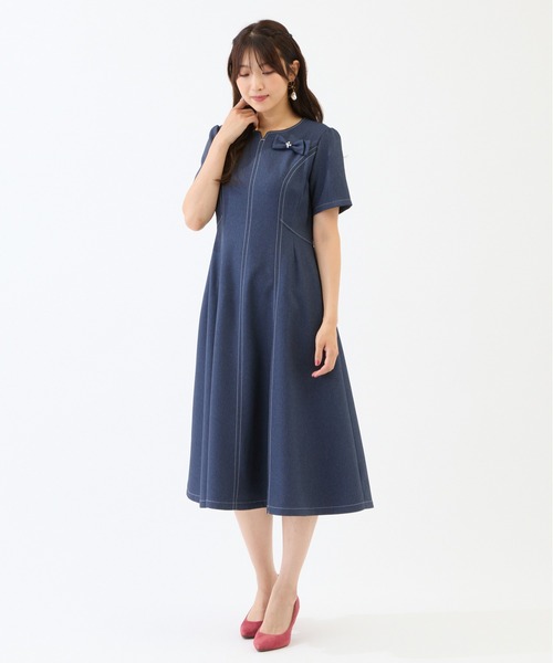 未使用品 ローズティアラ ウエストタック フラワーワンピース ネイビー 42 Rose Tiara（ローズティアラ） ワンピース 「イージーケア/伸縮性