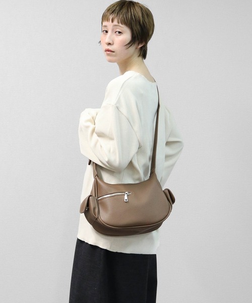 THE CELL. ショルダーバッグ バッグ フェイクレザーサイドポケット