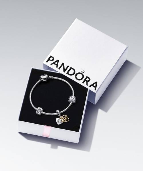 PANDORA ハートスネークチェーン ブレスレット チャーム付き 17cm PANDORA（パンドラ） ブレスレット Pandora Moments ハート